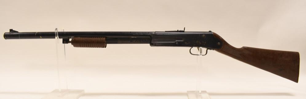 Daisy No. 107 Pump BB Gun: Daisy No. 107 Pump BB Gun. Untested, plastic stock, good condition with age & use wear.