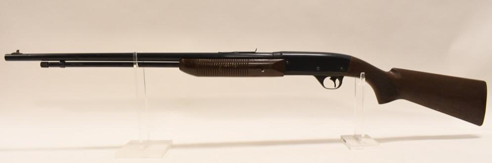 Daisy Model 26 Field Master Pump BB Gun: Daisy Model 26 Field Master Pump BB Gun. Untested, plastic stock, good condition with age & use wear.