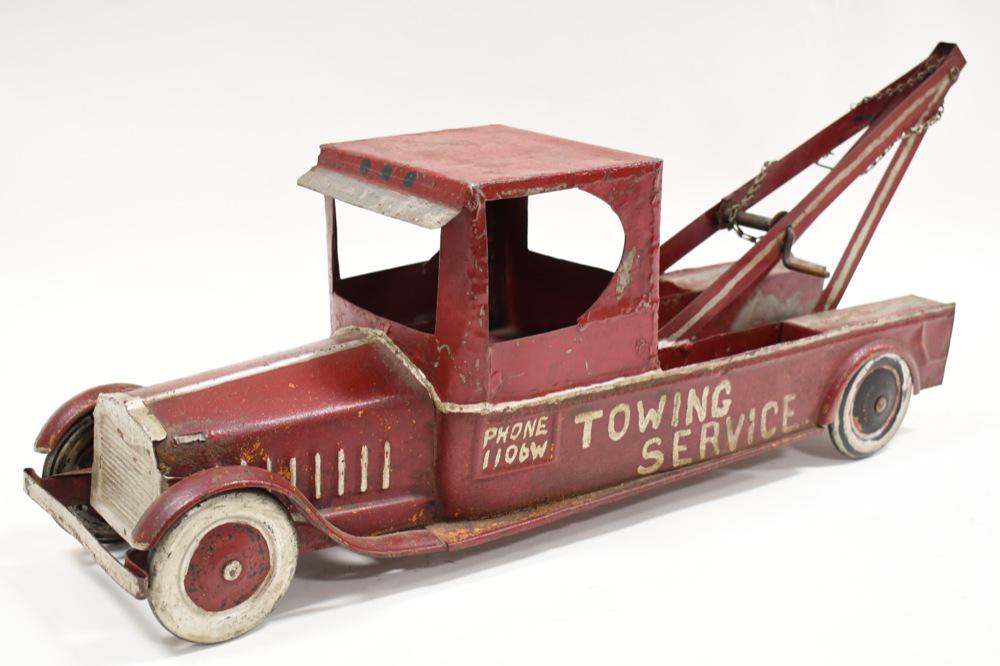 1920s Cor-Cor Pressed Steel 26" Wrecker Tow Truck (1 of 20)