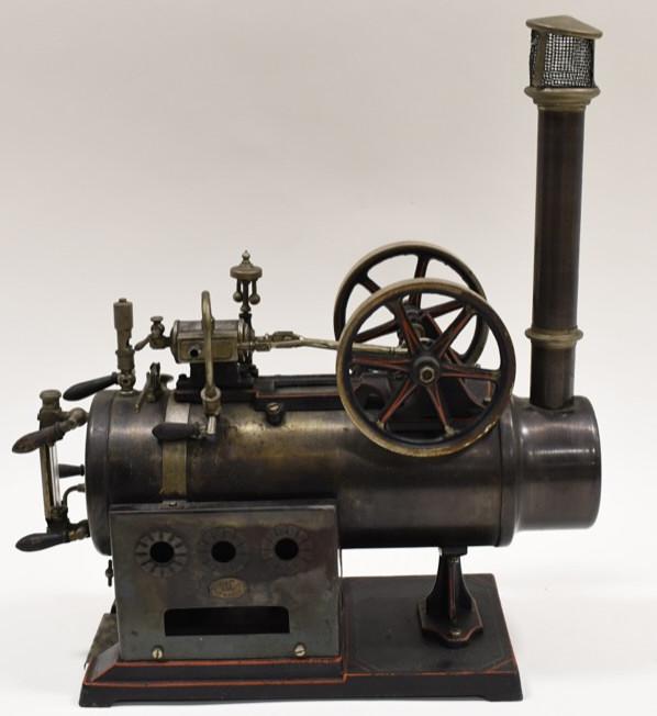 Pre War Doll Stationary Locomobile Steam Engine (1 of 15)