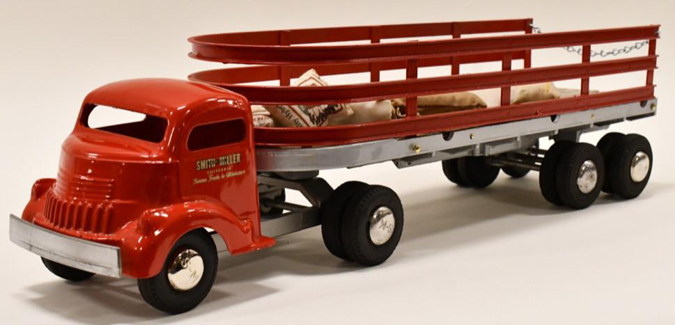Restored Smith Miller Chevy w/ Freuhauf Trailer (1 of 7)