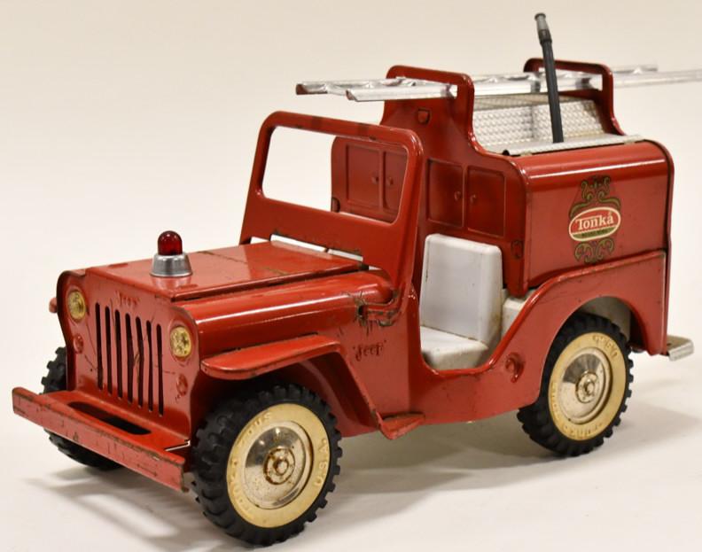 Original Tonka Fire Jeep Pumper Truck (1 of 5)