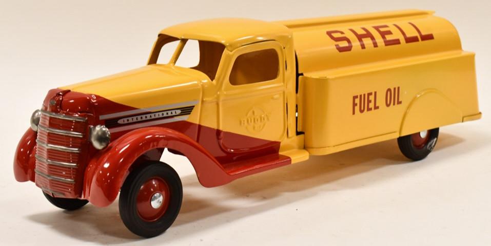 Restored Buddy L International Shell Tanker Truck (1 of 7)