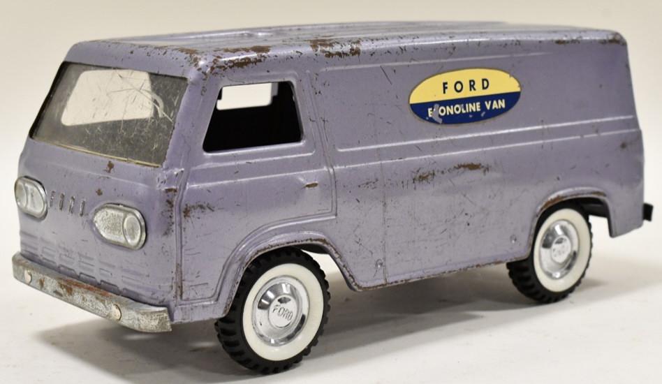 Original Nylint Ford Ecoline Van (1 of 5)