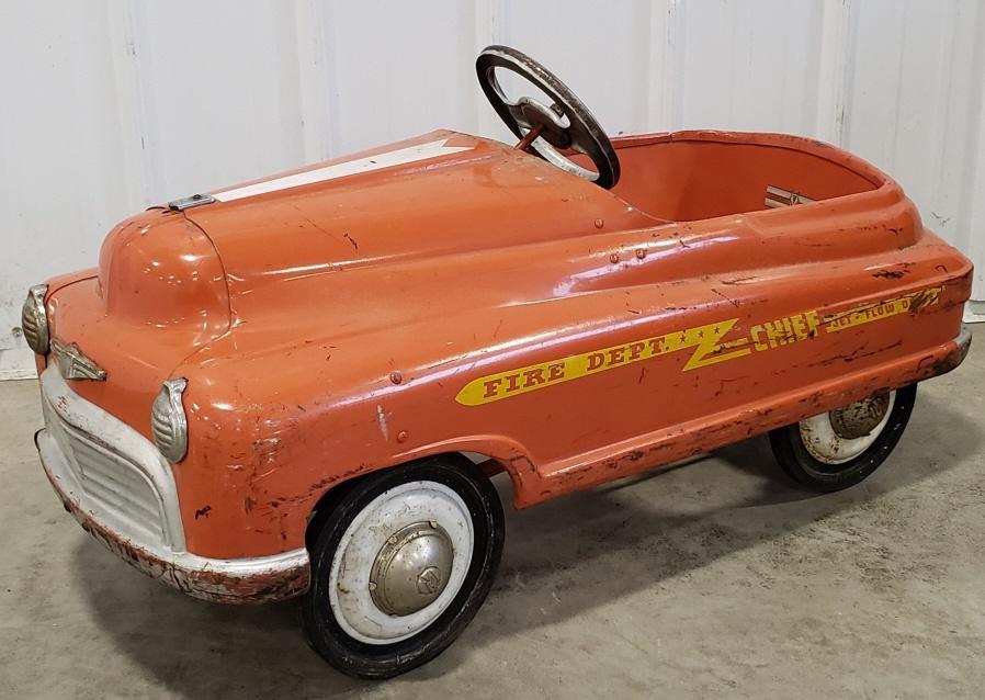 Murray Comet Jet Flow Drive Fire Dept. Pedal Car (1 of 6)