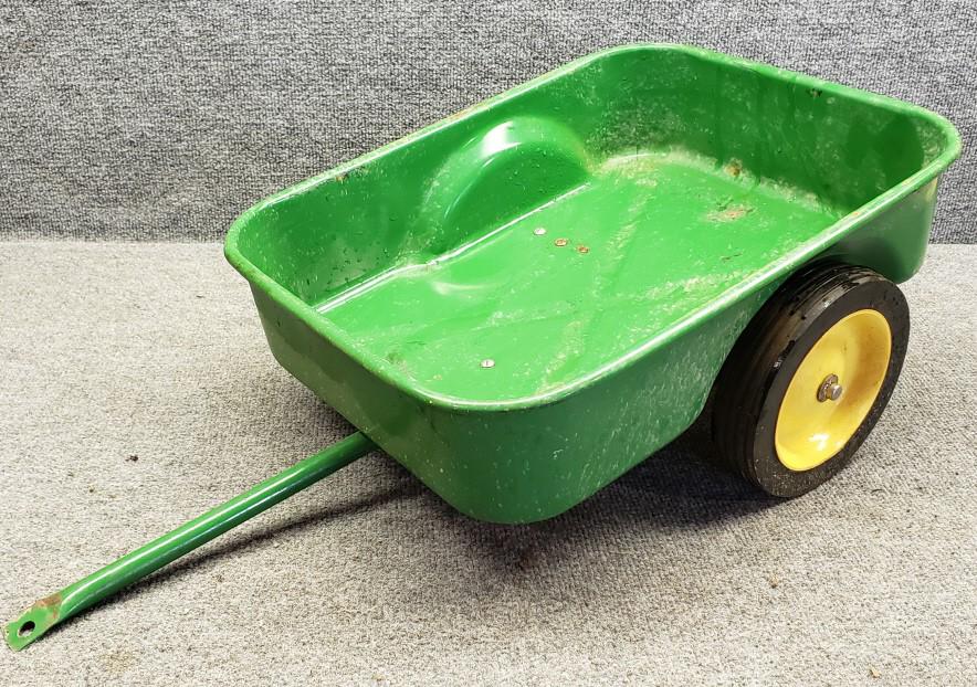 Ertl John Deere Pedal Tractor Trailer (1 of 4)