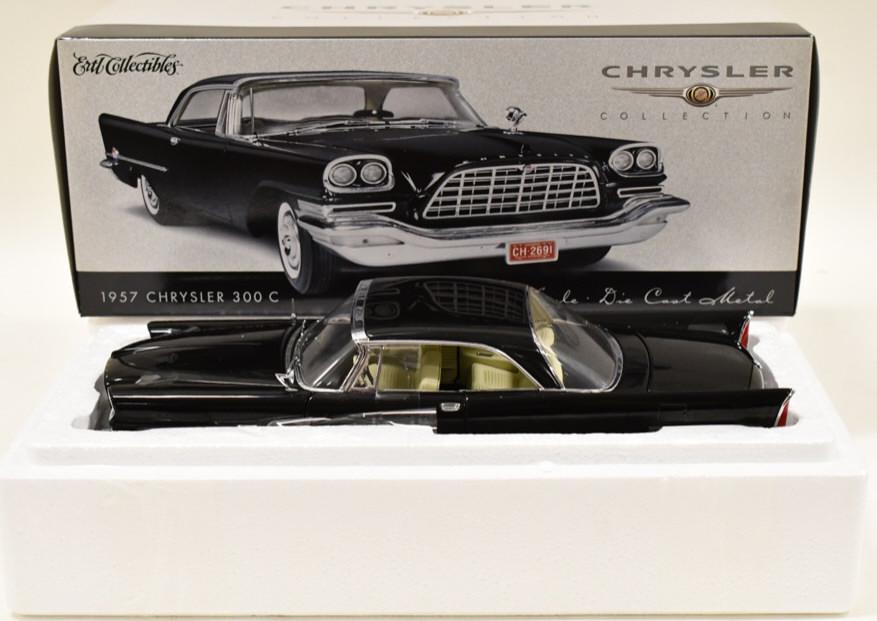 1/18 Ertl Die Cast 1957 Chrysler 300c Convertible