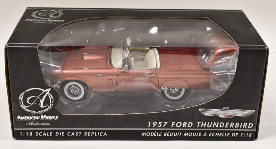 1/18 Ertl 1957 Ford Thunderbird Convertible (1 of 5)