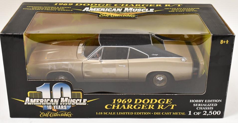 1/18 Ertl American Muscle 1969 Dodge Charger R/T (1 of 5)