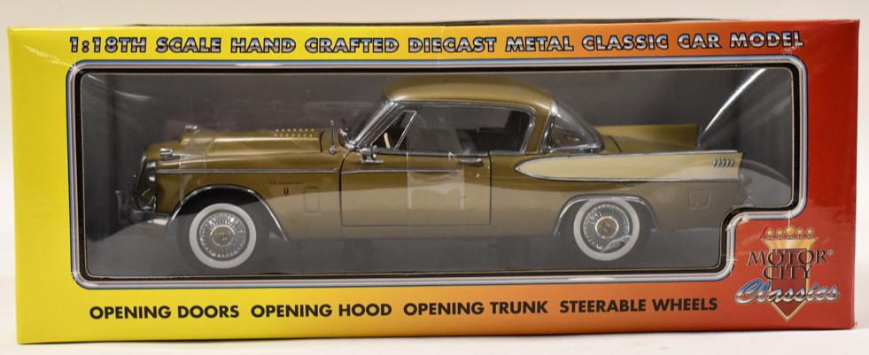 1/18 Motor Classics 1957 Studebaker Golden Hawk (1 of 5)