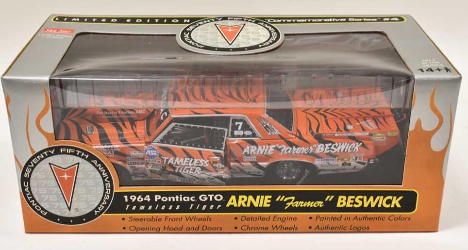 1/18 Sun Star 1964 Pontiac Arnie "Farmer" Beswick (1 of 5)