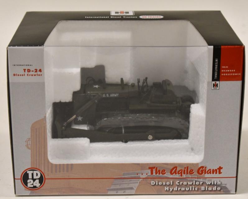 1/50 SpecCast International TD-24 Diesel Crawler (1 of 4)