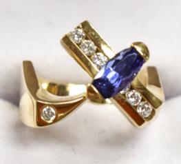 14k Gold Tanzanite and Diamond Ring (1 of 3)