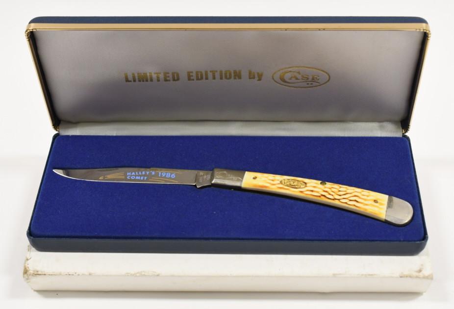 1986 Case XX Halley's Comet Banana Trapper Knife: 1986 Case XX Halley's Comet Banana Trapper knife model W6151 SS with burnt bone handle in original case. Good condition with some wear from age and storage. Overall when open it measures approximately