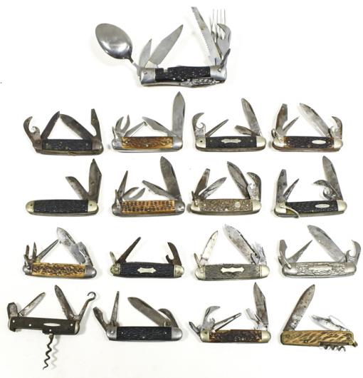 (17) Vintage Multi Tool Camping Folding Knives