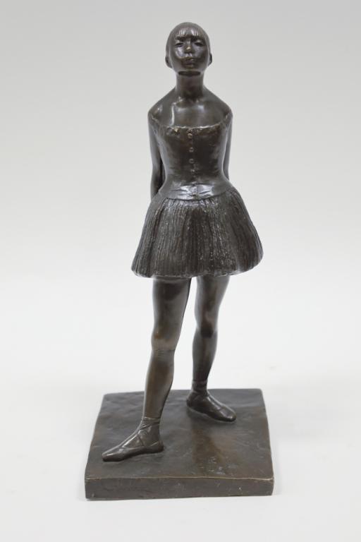 チャンピオン Alva Studios Alva Studios S. Sergey Eylanbenkov