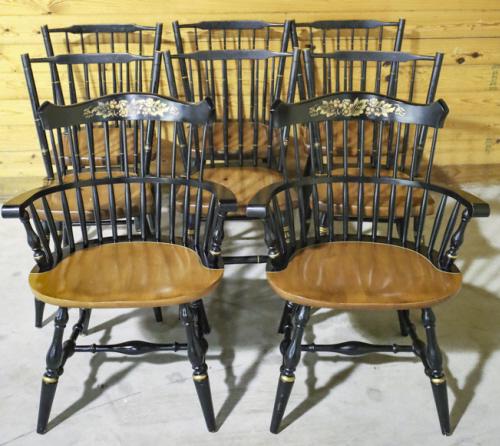 Set Of (8) Hitchcock Dining Chairs: Very nice set of (8) Hitchcock dining chairs. Includes two end chairs with arms and six chais without arms. Displays well with stenciled flower design and gold accents. The chairs have some scuffs and