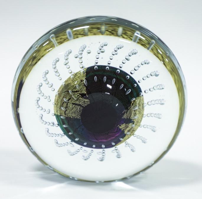 2000 Robert Eickholt  Art Glass Disc Paperweight (1 of 12)