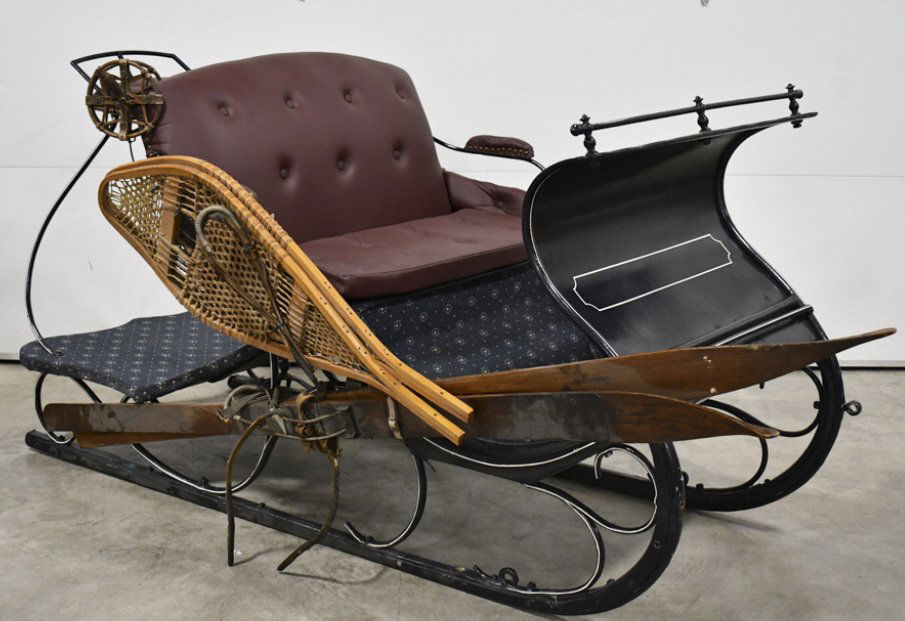 Restored Antique Horse Drawn Sleigh (1 of 13)