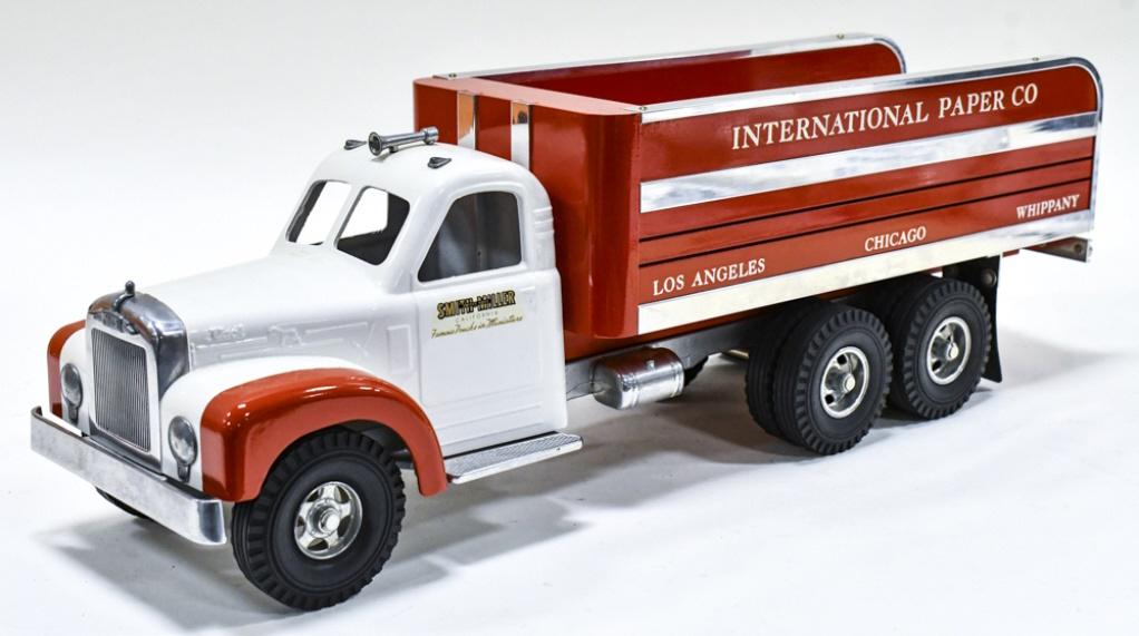 Fred T. Smith Miller International Paper Co. Truck (1 of 8)