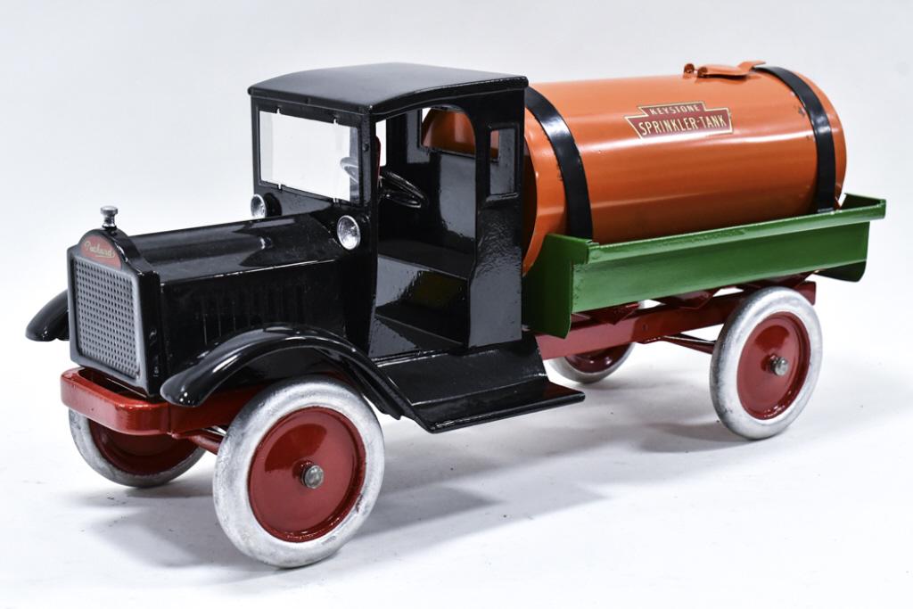Restored Keystone Packard Sprinkler Tank Truck (1 of 8)