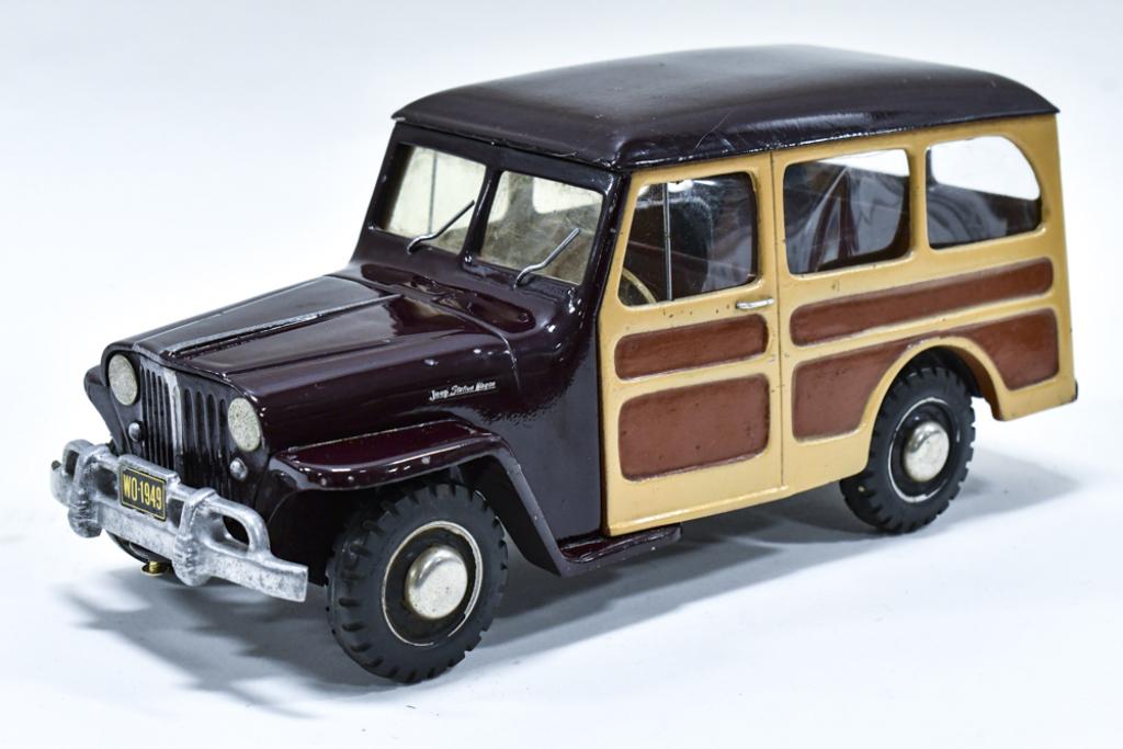 1940's Al-Toy Willys Jeep Overland Station Wagon (1 of 9)
