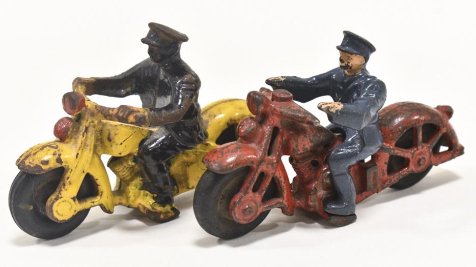(2) Vintage Cast Iron Motorcycle (1 of 5)