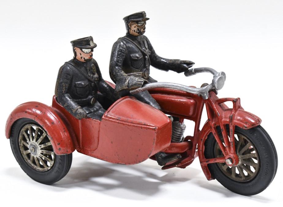 Cast Iron Hubley Indian Motorcycle w/ Sidecar (1 of 8)