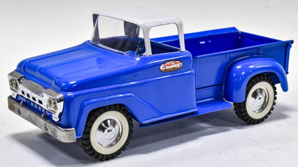 Restored Tonka Suare Fender Stepside Pickup Truck (1 of 7)