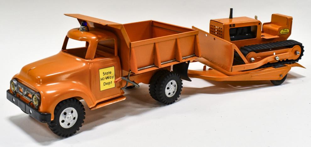 Restored Tonka State Hi-Way Dump Truck W/ Dozer (1 of 9)