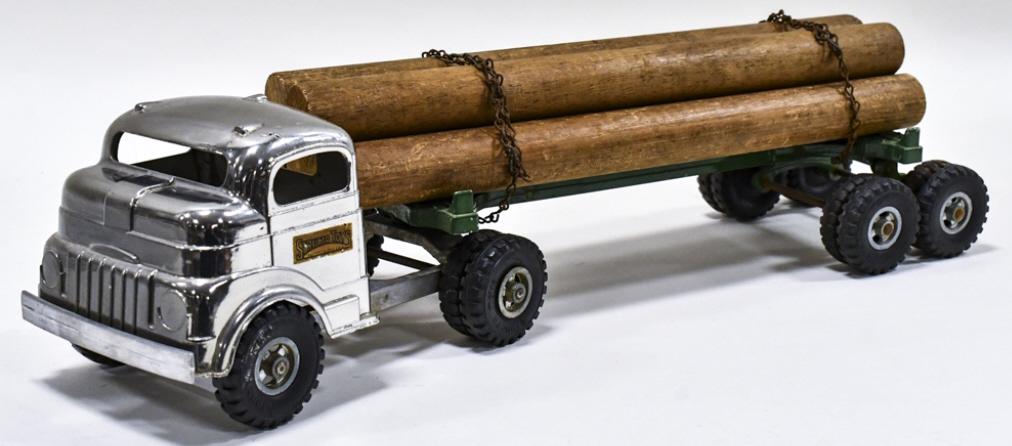 Vintage Structo Log Hauler (1 of 5)
