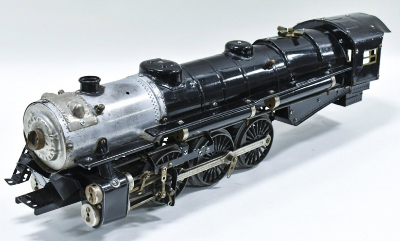 Gilbert Train Locomotive Built Erector Set (1 of 9)