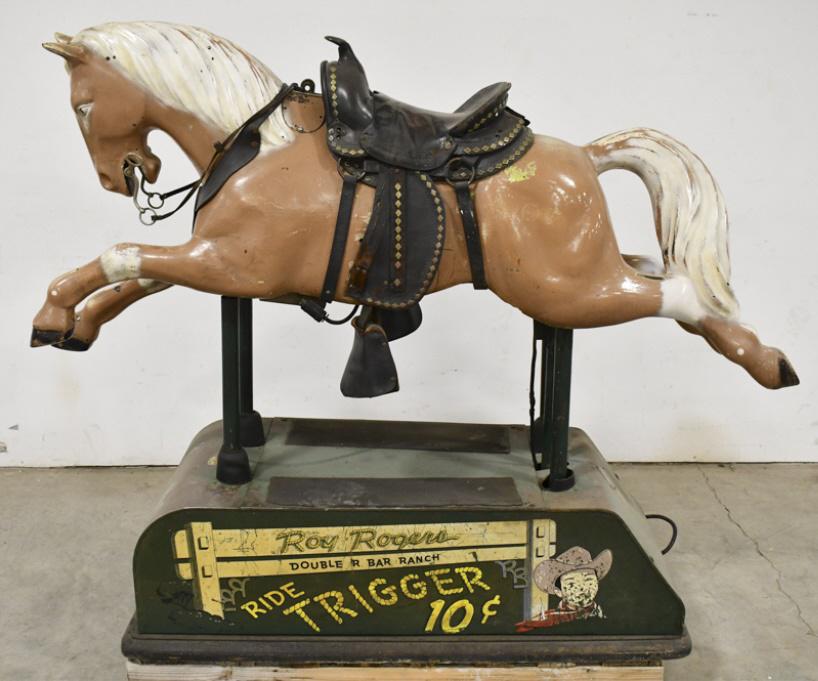 ヴィンテージ　ボックスカメラ　Roy Rogers and Trigger Vintage Roy Rogers “Trigger” Metal Lunchbox – Blue with