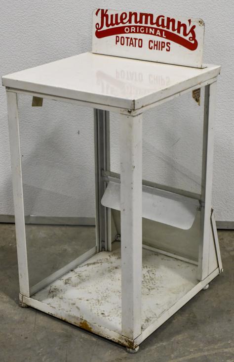 Vintage Kuehmann's Potato Chips Countertop Case (1 of 7)