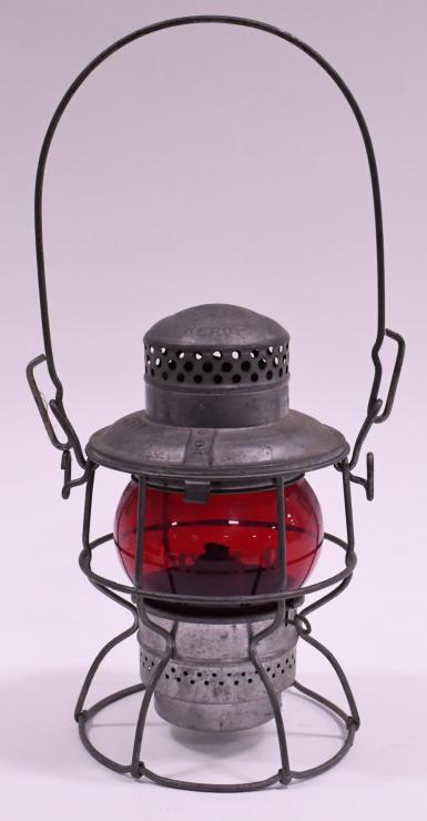 Vintage C&O Railroad Adlake Lantern w/ Globe (1 of 14)