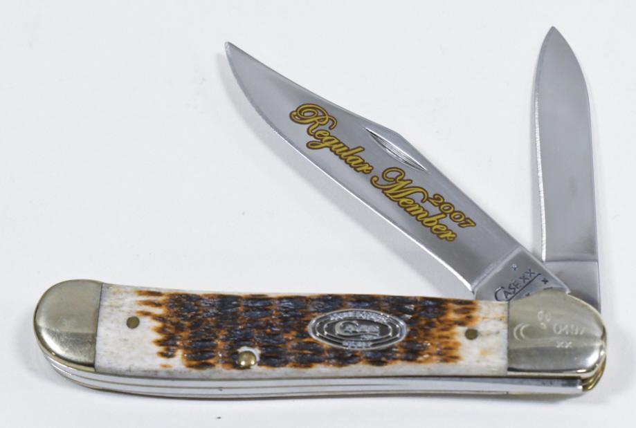 2007 Case XX Collector's Club 6249 Folding Knife: 2007 Case XX Collector's Club Regular Member Copperhead style folding knife model no. 6249. Appears to be in nice condition with some wear from age and storage. Measures approximately 4" across when c