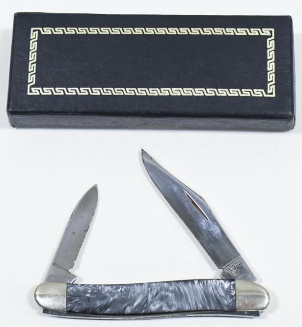 1979 Case XX SM09244 Folding Knife In Box: 1979 Case XX model SM09244 two blade folding knife with original box. Knife appears to be in overall good condition with some surface rust on blade and wear from age and storage. When closed it measur