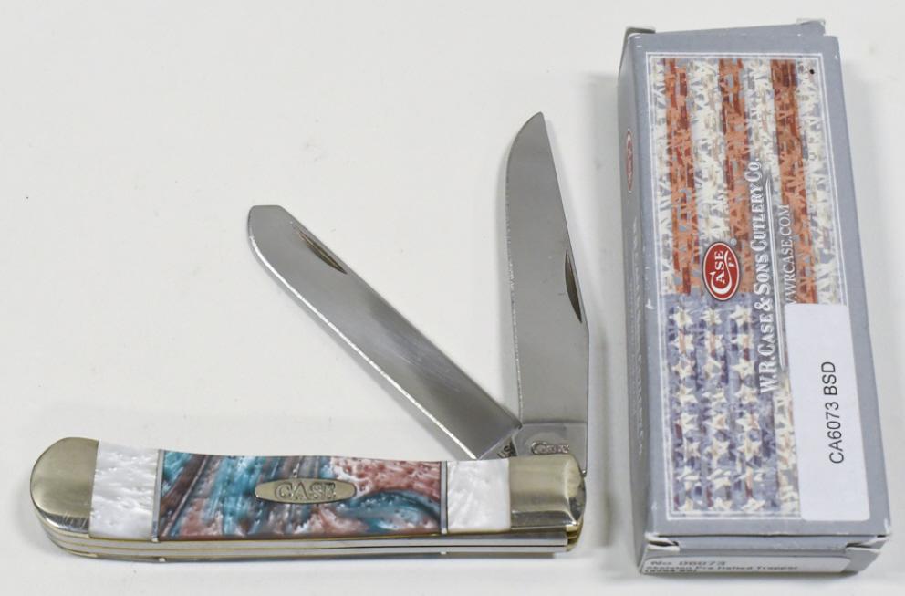 Case XX Skeleton Trapper 9254 Folding Knife w Box: Case XX Skeleton Pre Hafted Trapper 2-blade folding knife with box. Appears to be in nice condition with light wear from storage and display. When closed it measures approximately 4-1/8" across.