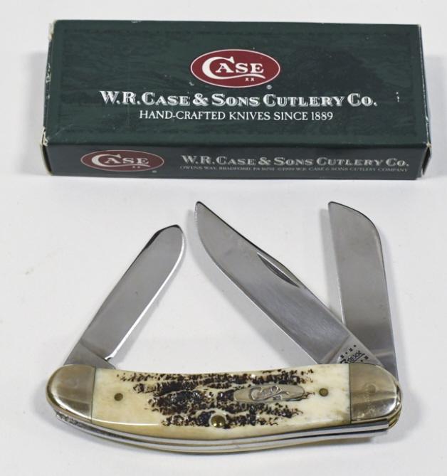 Case XX VTB6339 Sowbelly Folding Knife: Case XX Sowbelly folding knife model no.VTB6339 with bone handle and box. Appears to be in nice condition with light wear from use and storage. When closed it measures approximately 3-3/4" across.