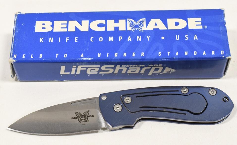 Benchmade Bench Mite Pre-Production Folding Knife: Benchmade Bench Mite Pre-Production folding knife with box. Appears to be in very nice condition with light wear from use and storage. When closed it measures approximately 3-7/8" across.
