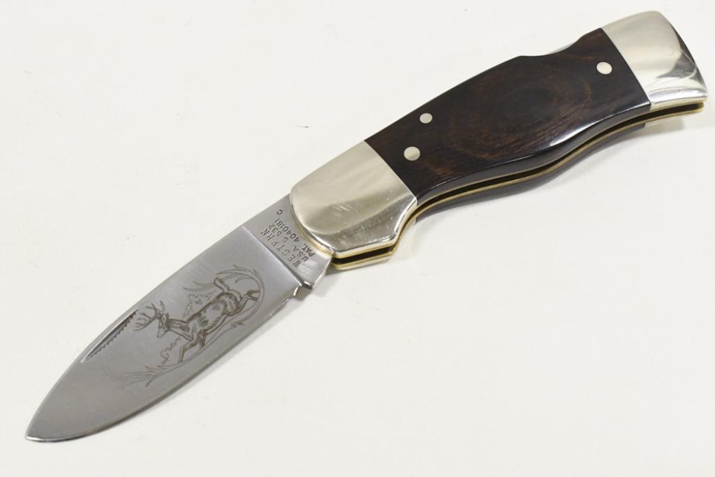 Vintage Western S-532 Folding Knife: Vintage Western model no. s-532 folding knife. Knife appears to be in good condition with some scratches and wear from use and age. It does appear to have a small nick on the edge of the blade near th