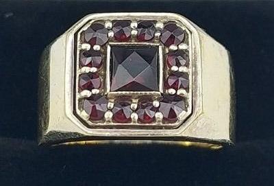 Mens Sterling Silver Ruby Ring: Mens 900 marked sterling Silver ruby ring. Size 11, Total weight 10.9 grams