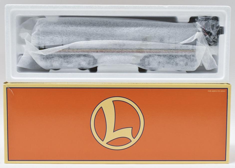 Lionel 2343C Santa Fe F-3 "B" Unit Diesel Loco (1 of 4)