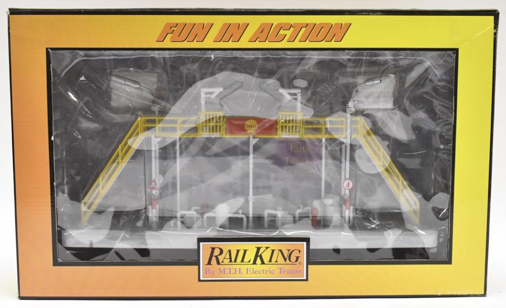 MTH RailKing Shell Tank Filling Station #30-90472 (1 of 5)