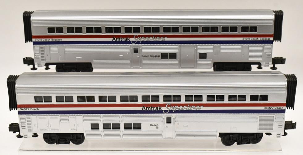 MTH Amtrak Superliner Coach & Coach Baggage Cars: MTH Amtrak Superliner Coach #34022 and Coach Baggage #31019. Good condition with wear from use and display.