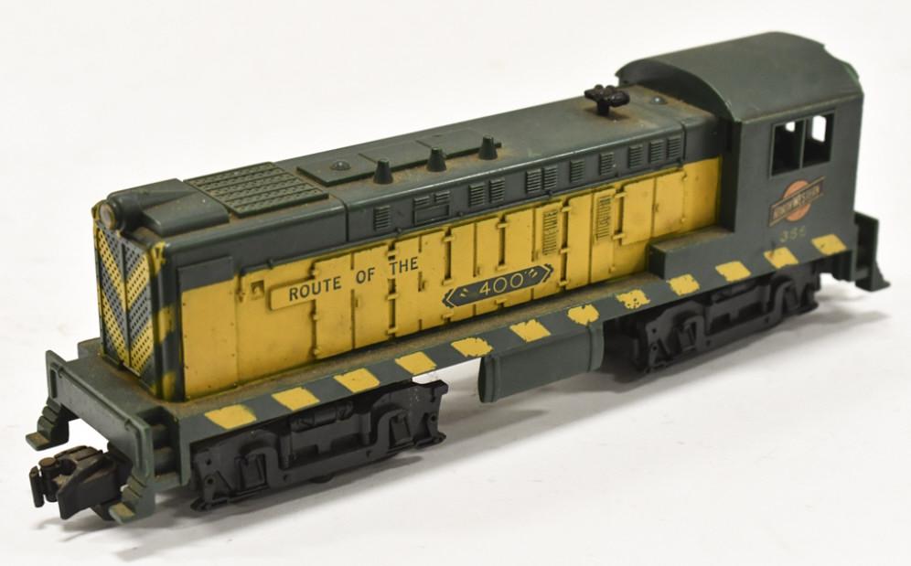 American Flyer #355 Chicago Northwestern Engine (1 of 5)
