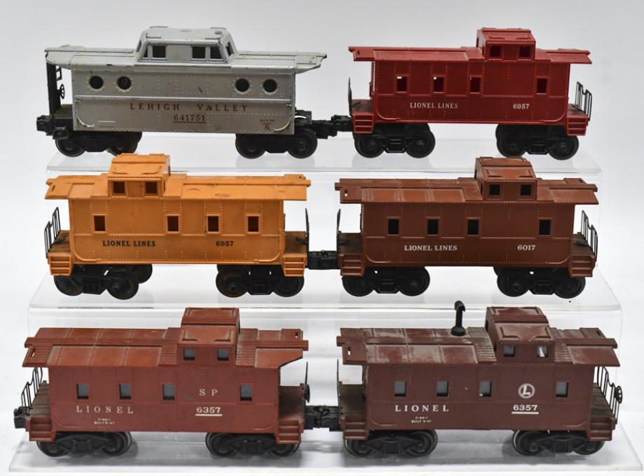 Lionel Cabooses (2) 6357 (2) 6057 6017 641751 (1 of 6)