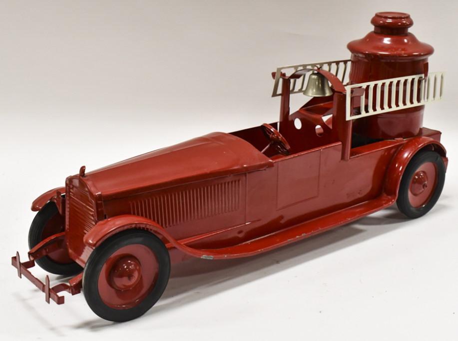 Restored Turner Packard Fire Pumper Truck (1 of 10)