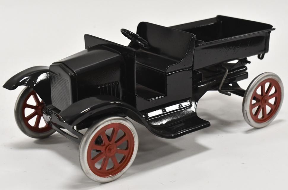 Restored Buddy L Flivver Dump Truck (1 of 7)