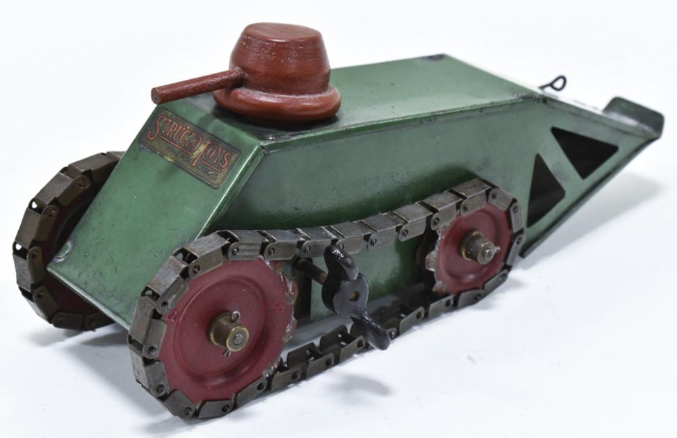 Structo Windup Clockwork Pressed Steel WW1 Tank (1 of 6)